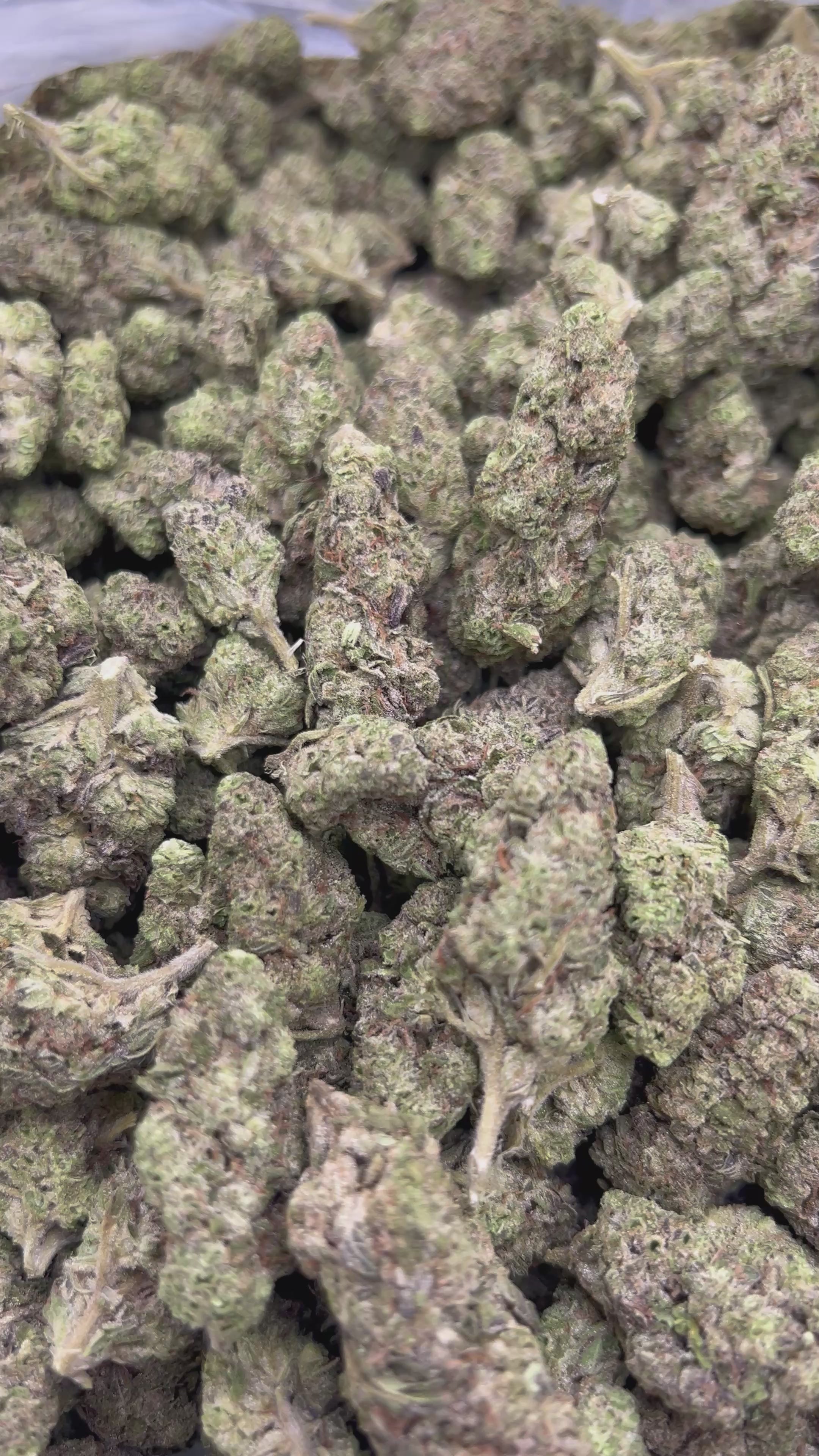 Bubba OG - Bulk Tops (Indica) – Smoke Kind
